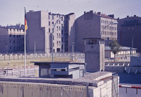 Introduction to the Berlin Wall