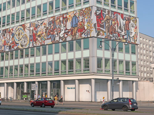 DDR Art - Socialist Realism