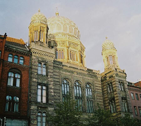 Neue Synagogue & Centrum Judaicium - New Synagogue and Judaism Centre