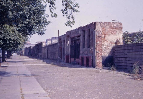 Construction of the Berlin Wall